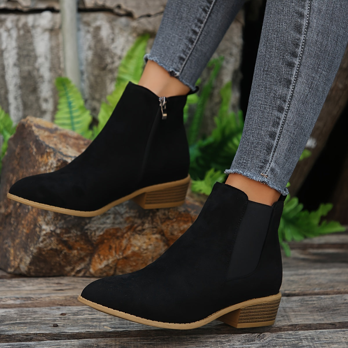 Bottines à bout pointu